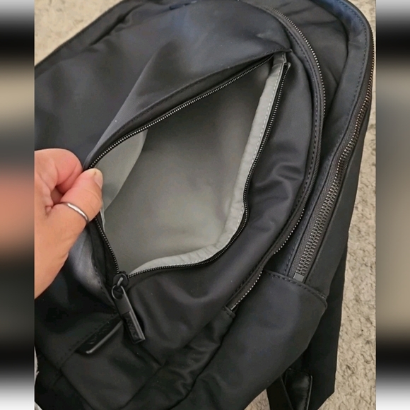 AWAY The Backpack Black Travel Carry-On Luggage 25.5L  Expandable Nylon TSA Bag - Picture 6 of 14